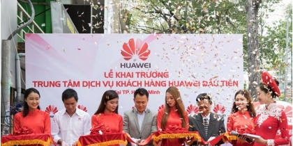 Huawei khai trương trung tâm dịch vụ khách hàng đầu tiên tại Việt Nam